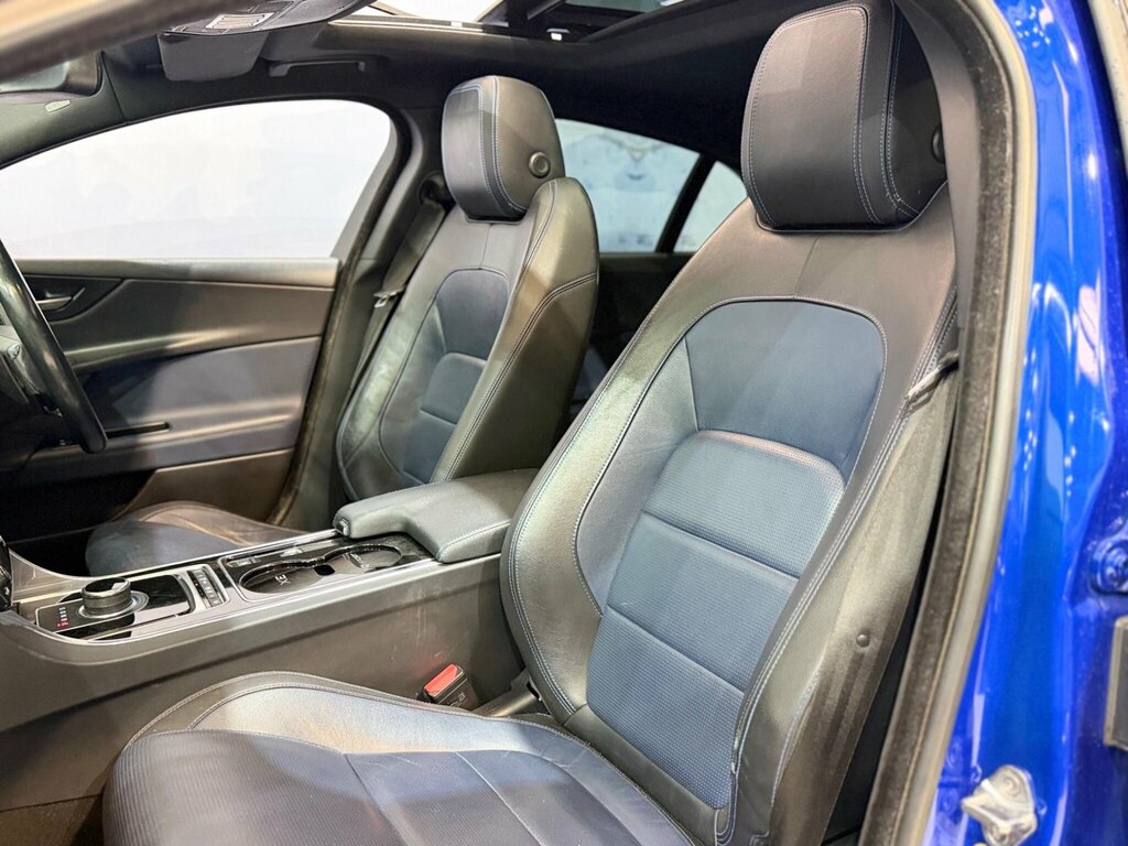 Jaguar XE 2.0D Prestige Euro 6 Ss Grey #18