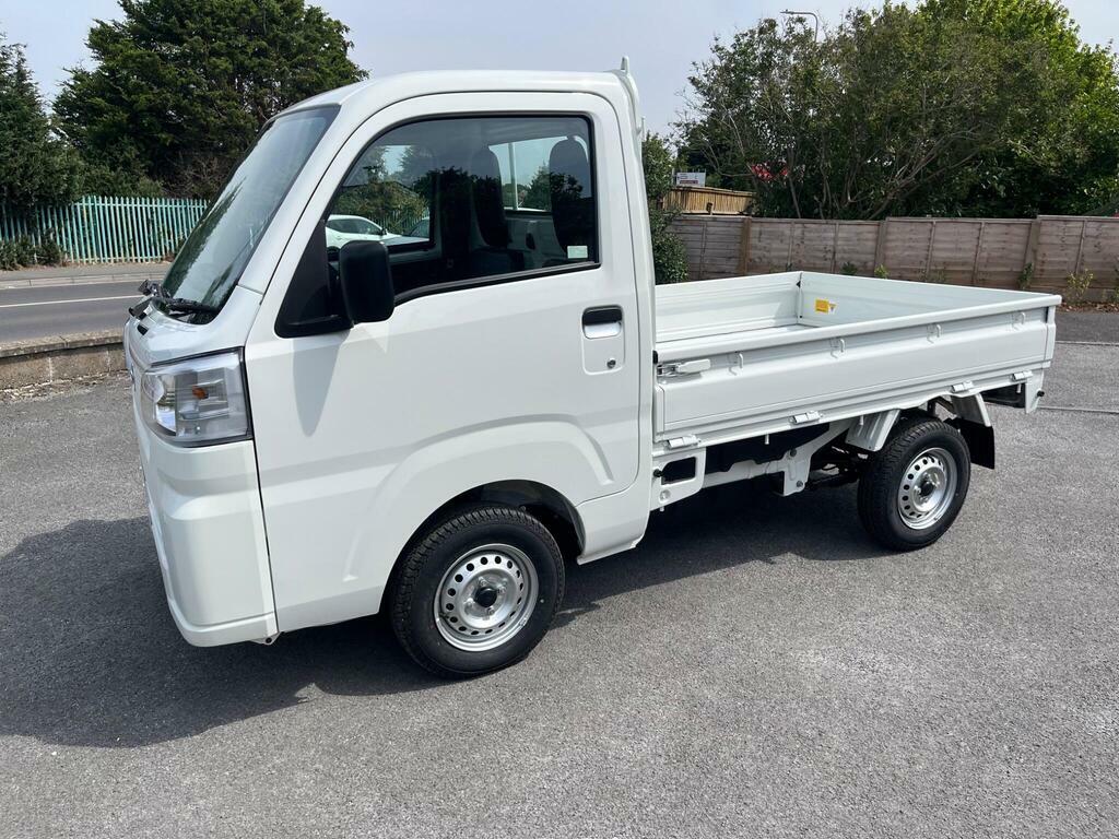 Daihatsu HiJet Petrol White #4