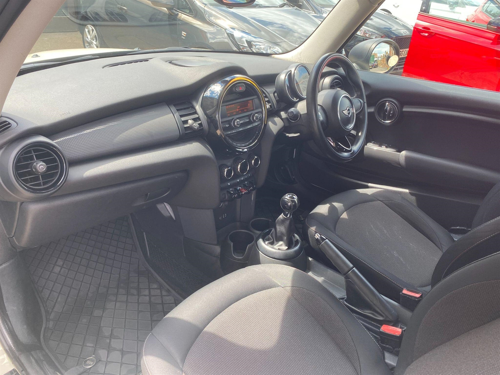 Mini Hatch 1.2 One Euro 6 Ss LC64VFZ #5