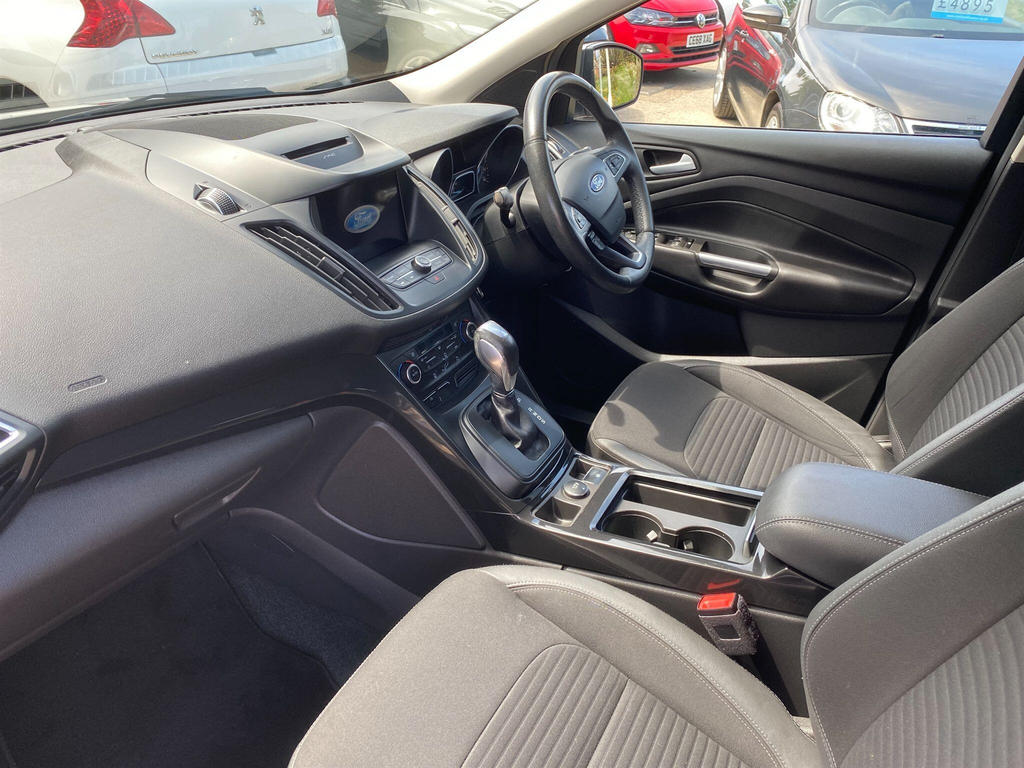 Ford Kuga 2.0 Tdci Ecoblue Titanium Edition Powershift Euro EA19SJV #5