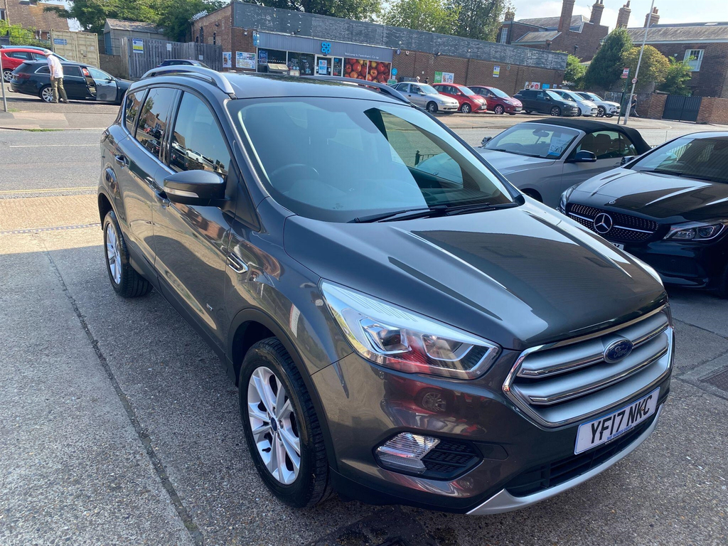 Ford Kuga 1.5T Ecoboost Titanium Awd Euro 6 Ss  #2