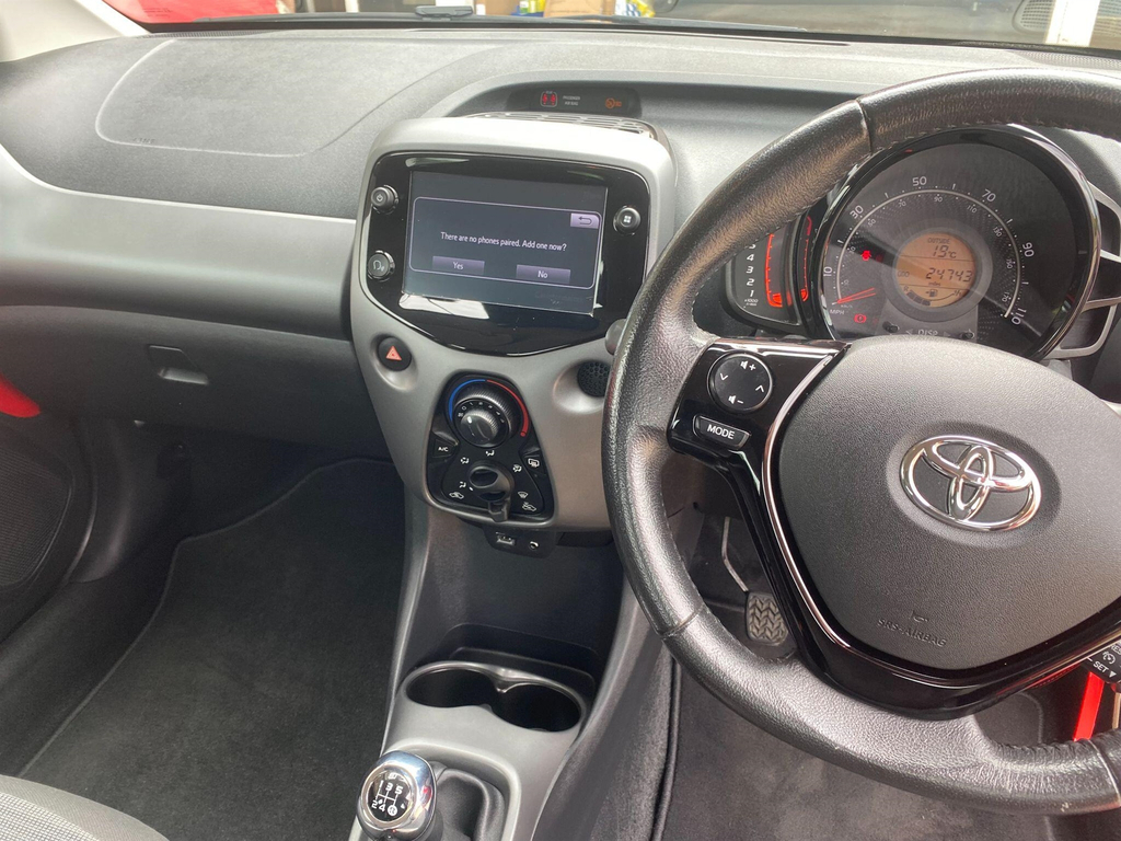 Toyota Aygo 1.0 Vvt-i X-play Euro 6 Safety Sense GK21LGA #4