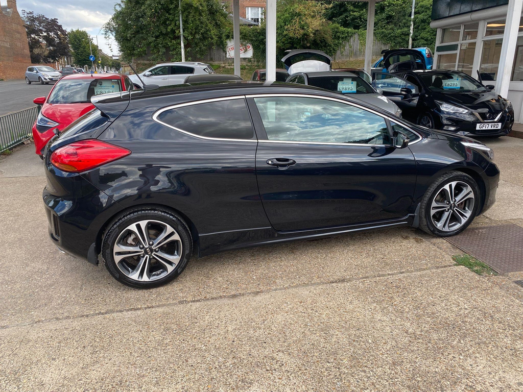 Kia Proceed 1.6 T Gdi Gt Hatchback 201 Bhp Yellow #10