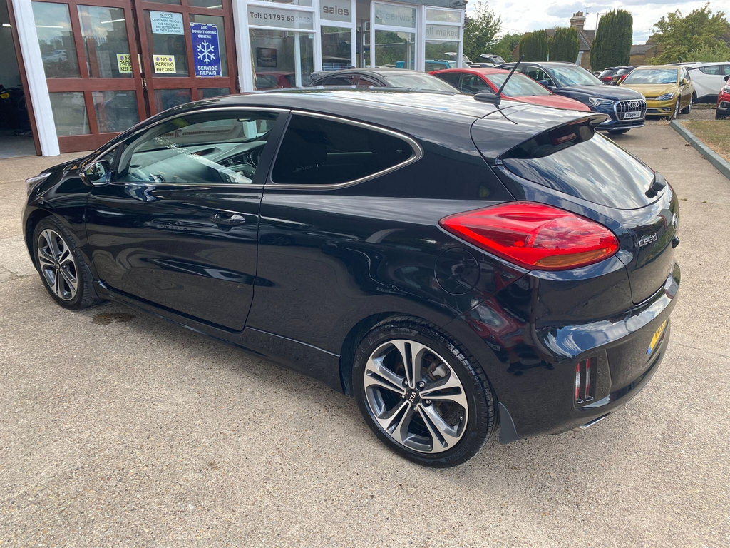 Kia Proceed 1.6 T Gdi Gt Hatchback 201 Bhp Yellow #11