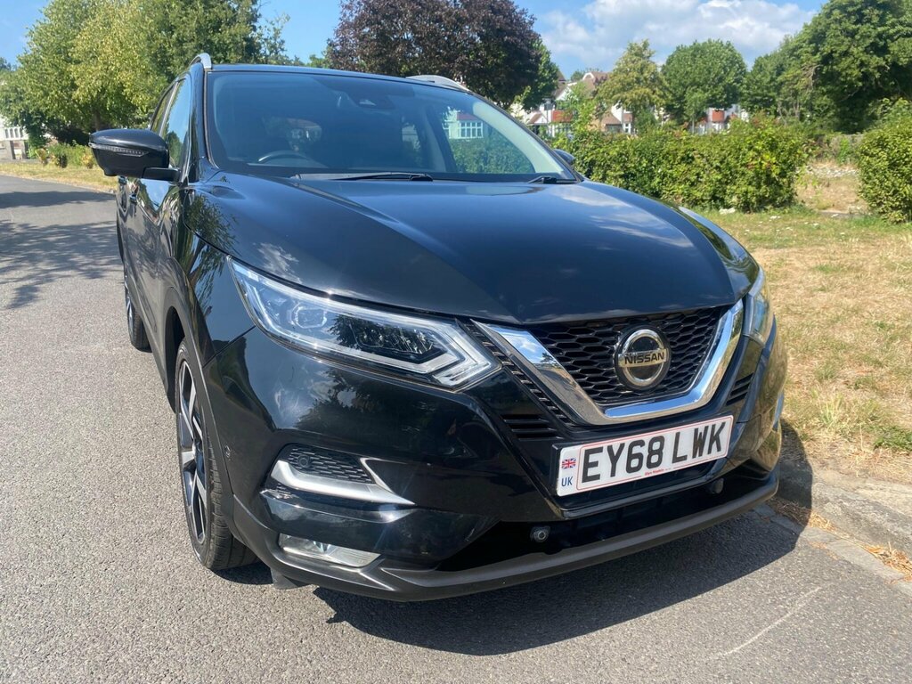 Nissan Qashqai 1.2 Dig-t Tekna Euro 6 Ss Black