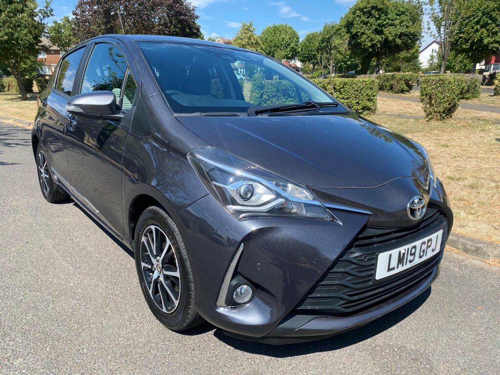 Toyota Yaris 1.5 Vvt-i Icon Tech Cvt Euro 6 Grey #2