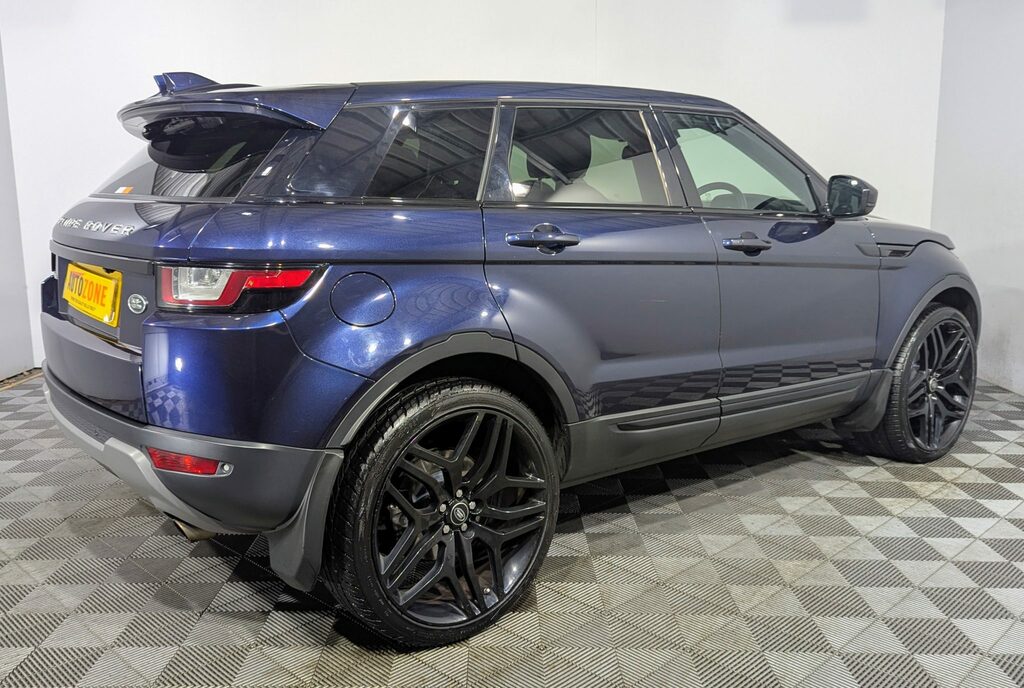 Land Rover Range Rover Evoque 2.0 Td4 Se Tech SM68ZZY Blue #4