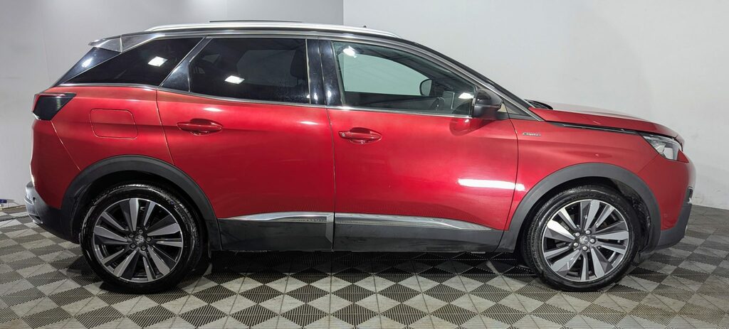 Peugeot 3008 1.2 Puretech Gt Line FE68SUA Red #5