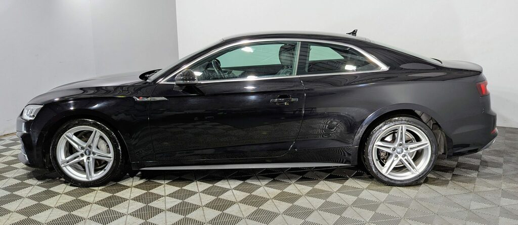 Audi A5 2.0 Tdi Ultra S Line NL67KTO Black #3