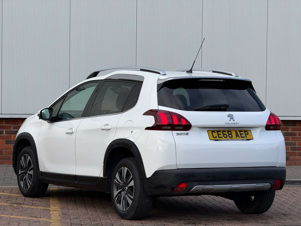 Peugeot 2008 Allure #4