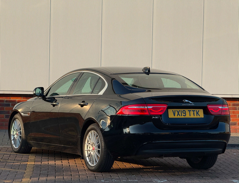 Jaguar XE Se D VX19TTK #4