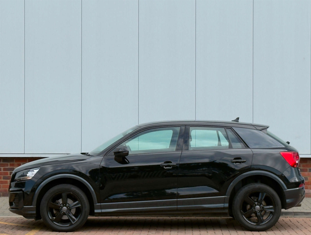 Audi Q2 Sport 35 Tfsi FL20HYR Black #6