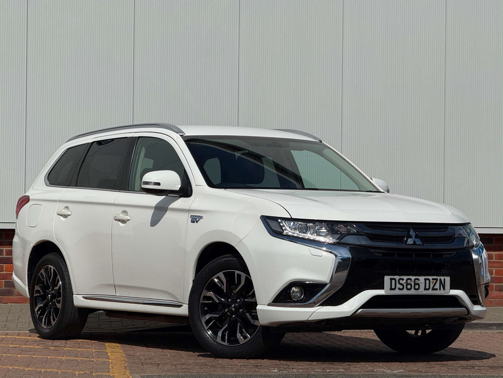 Mitsubishi Outlander Gx 3H Phev 4Wd DS66DZN White #6