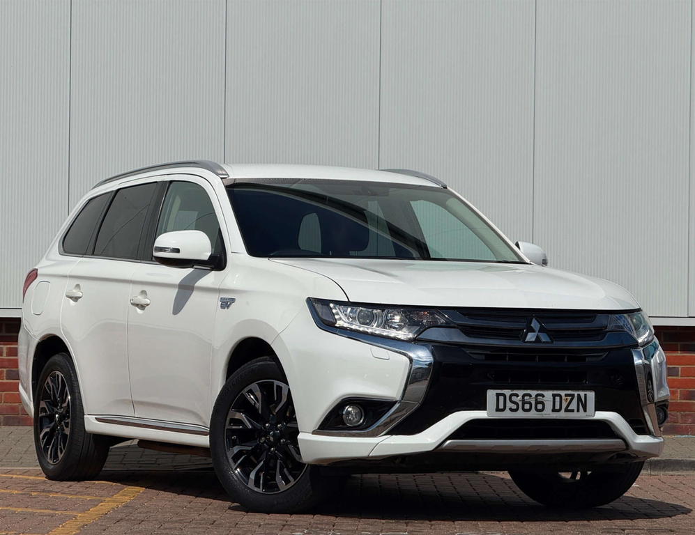 Mitsubishi Outlander Gx 3H Phev 4Wd White