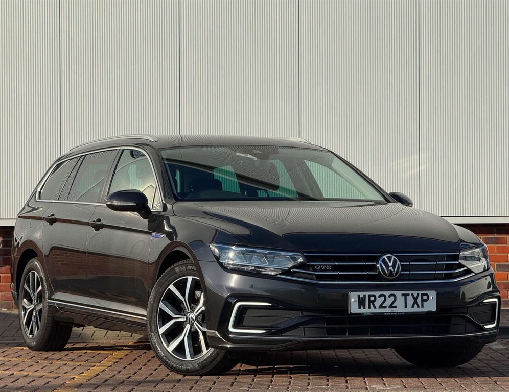 Volkswagen Passat Gte Semi-auto