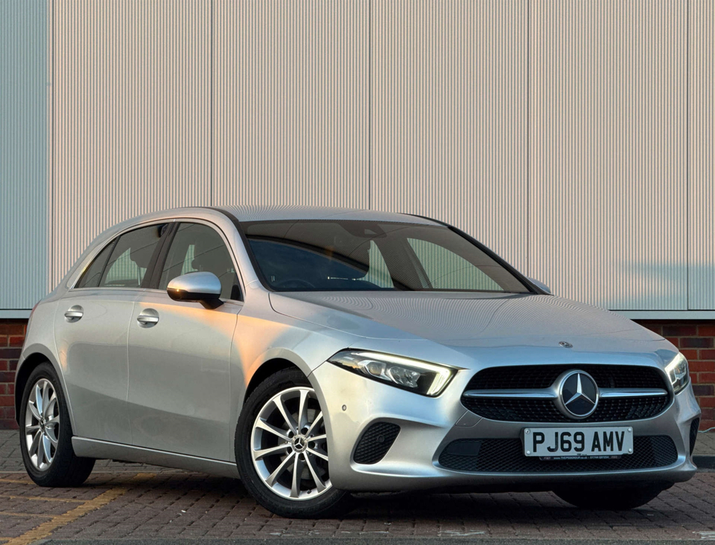 Mercedes-Benz A Class Sport Executive D PJ69AMV Silver