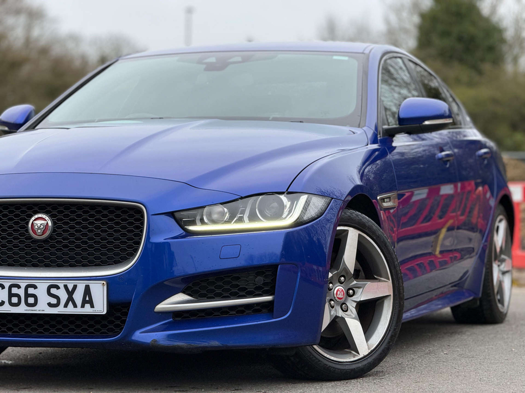 Jaguar XE R-sport D Blue #6