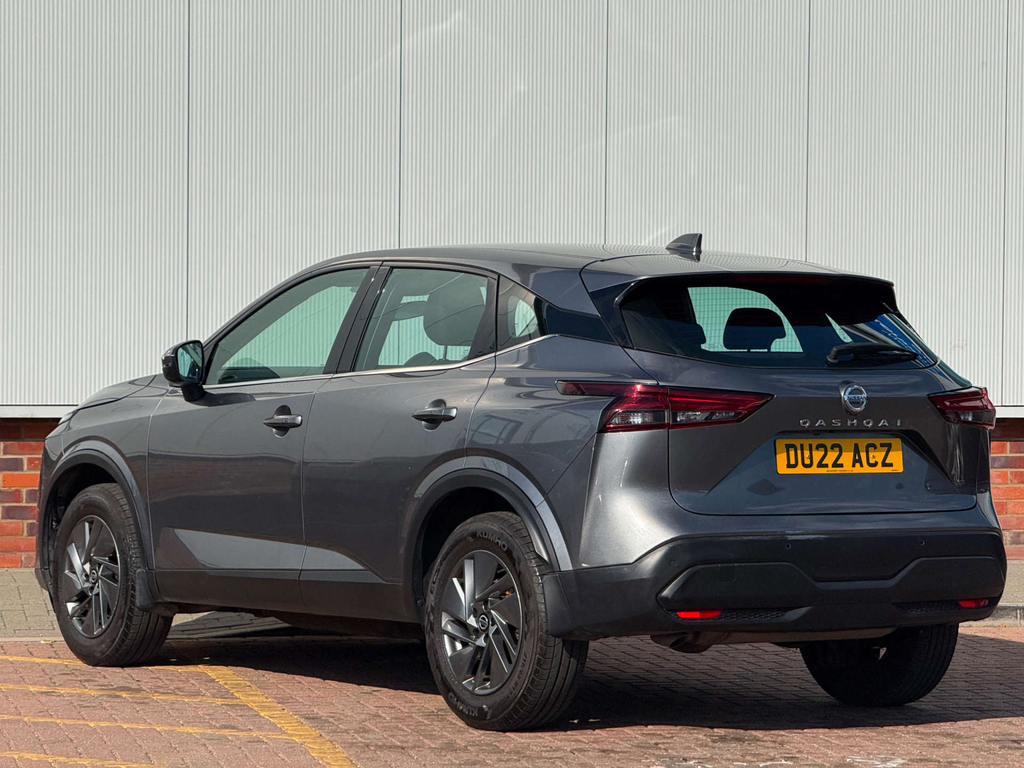 Nissan Qashqai Acenta Premium Dig-t Mhev  #4