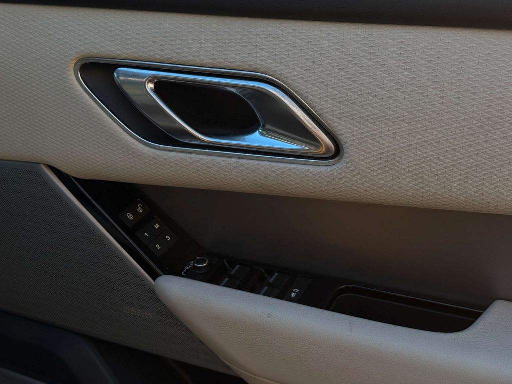 Land Rover Range Rover Velar Automatic White #22