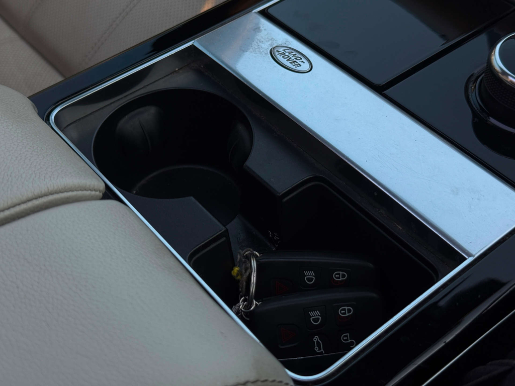 Land Rover Range Rover Velar Automatic White #66