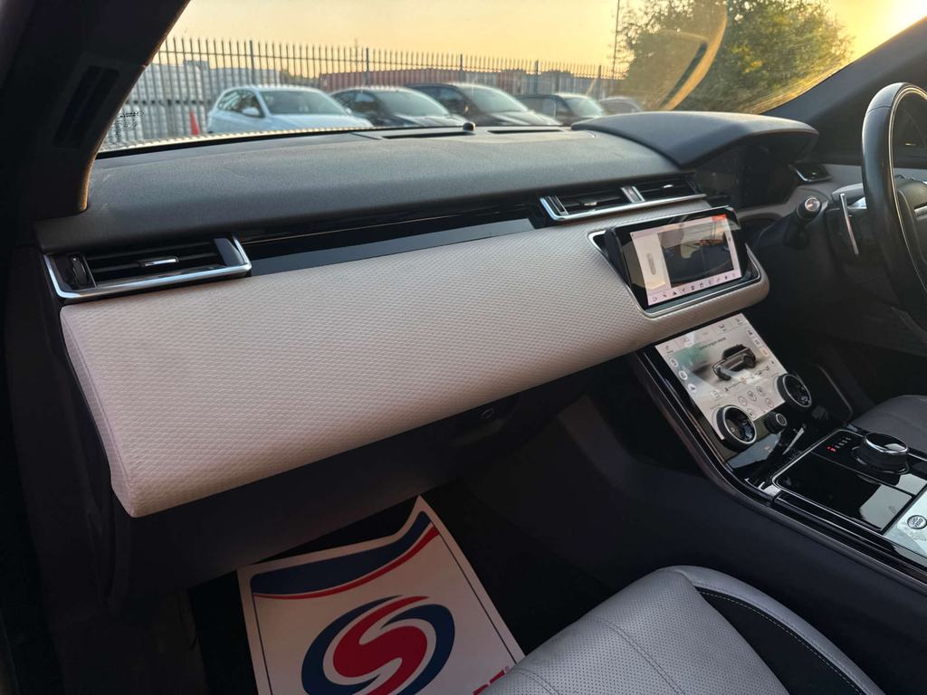 Land Rover Range Rover Velar Automatic White #51