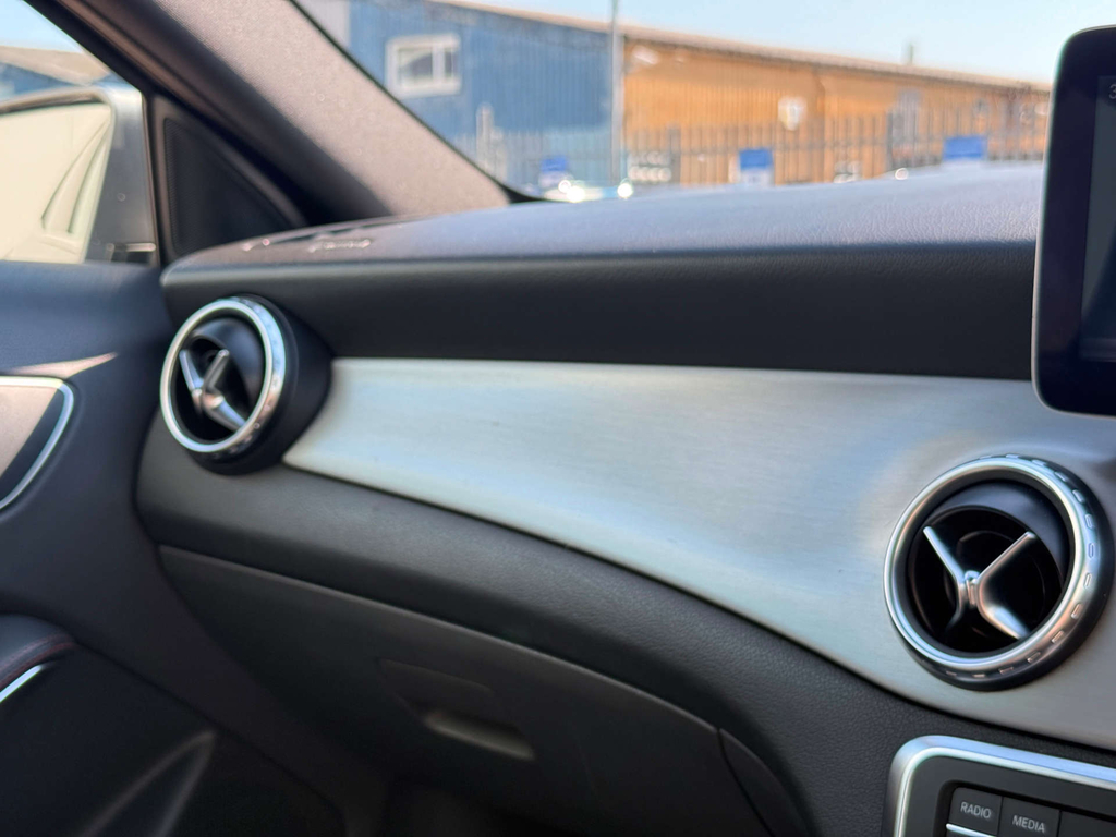 Mercedes-Benz GLA Class Red #60