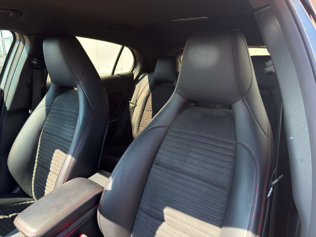 Mercedes-Benz GLA Class Red #53