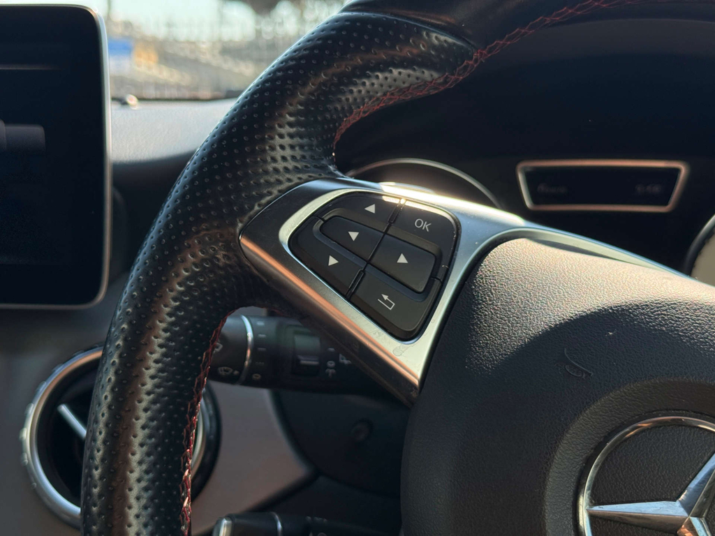 Mercedes-Benz GLA Class Red #57