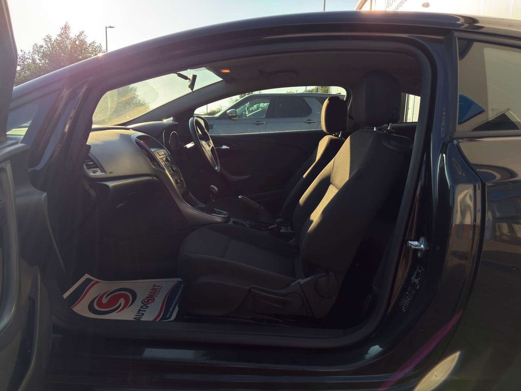 Vauxhall Astra GTC  Black #32