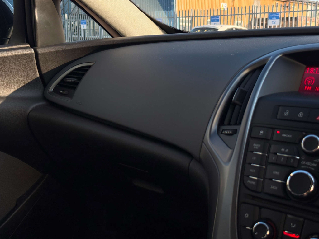 Vauxhall Astra GTC  Black #52