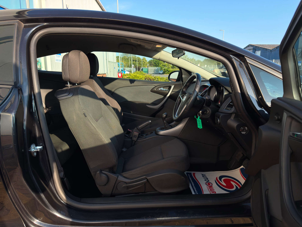 Vauxhall Astra GTC  Black #19