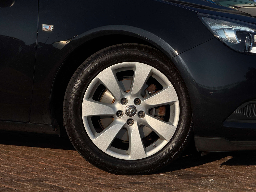 Vauxhall Astra GTC  Black #16