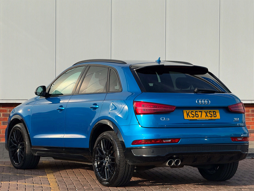 Audi Q3 Black Edition Tdi Quattro 4Wd KS67XSB  #4
