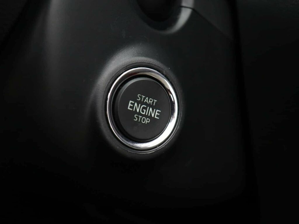Skoda Rapid Spaceback 1L Se Tech Red #22
