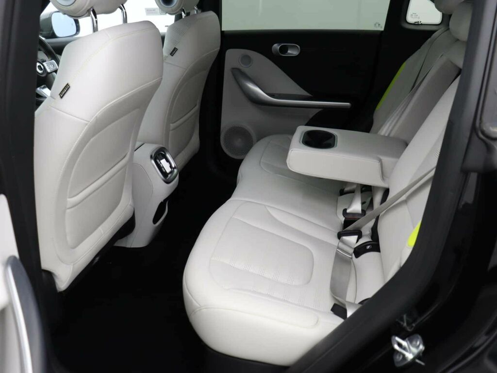 Smart #1 66Kwh Launch Edition Suv 272 Ps White #10