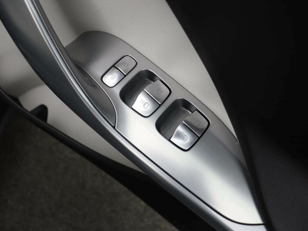 Smart #1 66Kwh Launch Edition Suv 272 Ps White #16