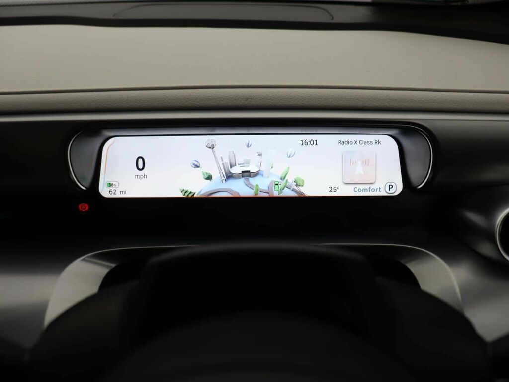 Smart #1 66Kwh Launch Edition Suv 272 Ps White #17
