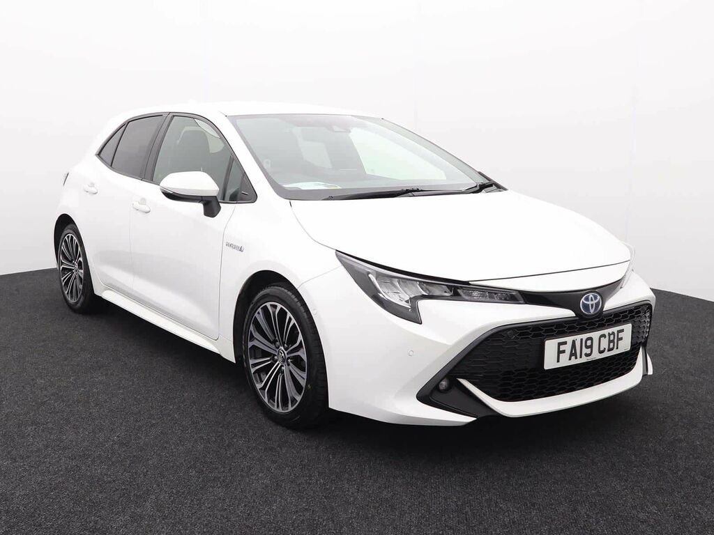Toyota Corolla 1.8 Vvt-i Hybrid Design Cvt White #1