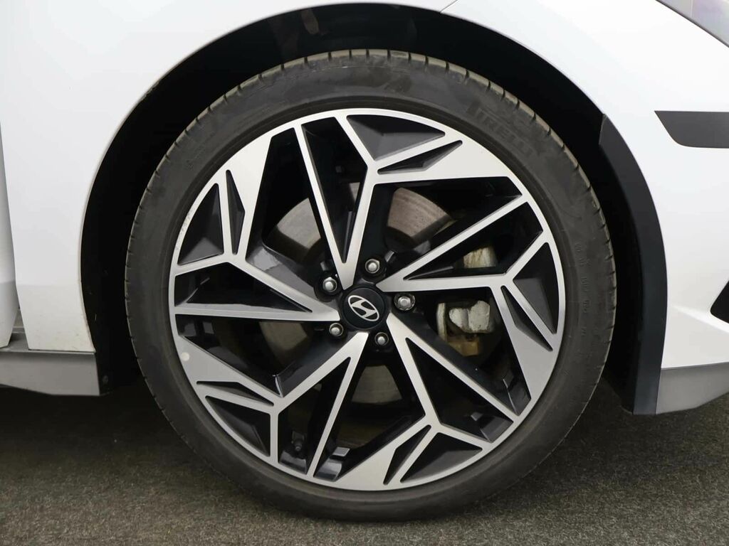 Hyundai Ioniq 6 E 228Ps Ultimate 77Kwh Single Motor Rwd Silver #6