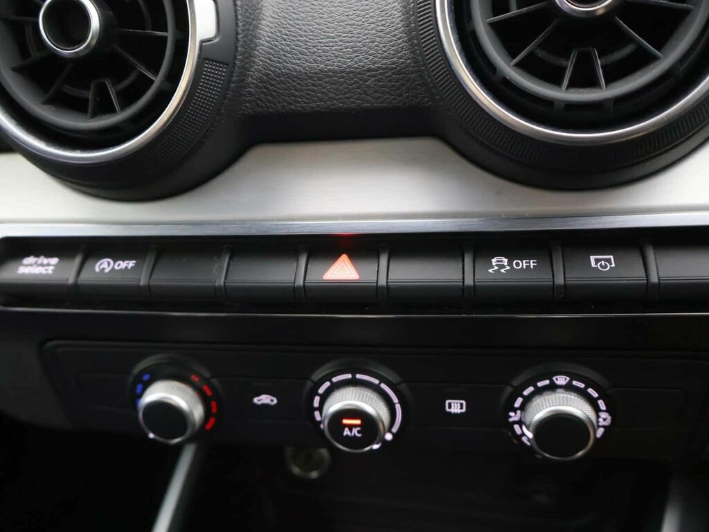 Audi Q2 1.0 Tfsi 30 Sport Suv Euro 6 S White #16
