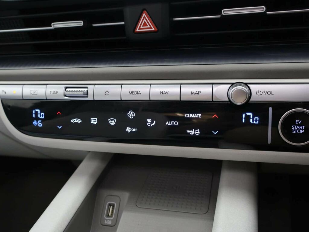 Hyundai Ioniq 6 Ioniq 6 Premium Ev White #19