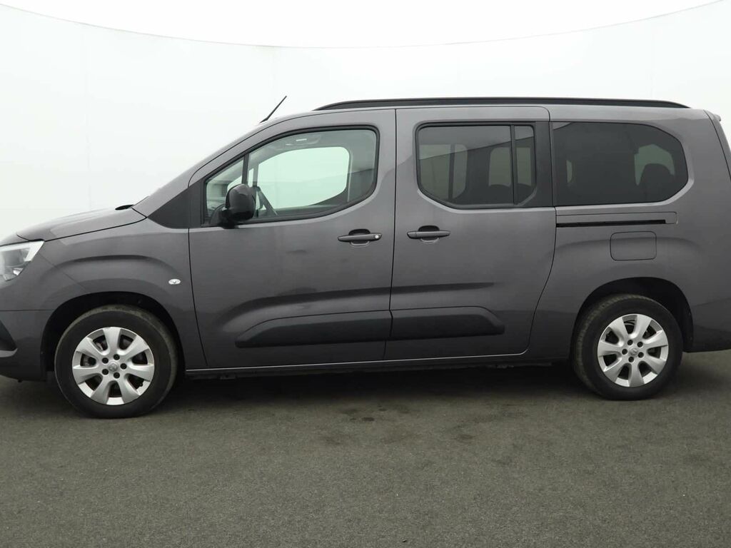 Vauxhall Combo-e Life Cargo L2h1 2300 50Kwh Dynamic White #4
