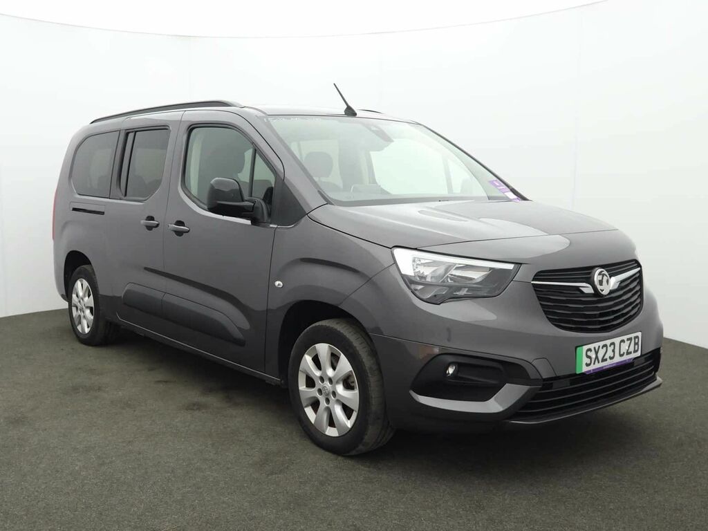 Vauxhall Combo-e Life Cargo L2h1 2300 50Kwh Dynamic White #1