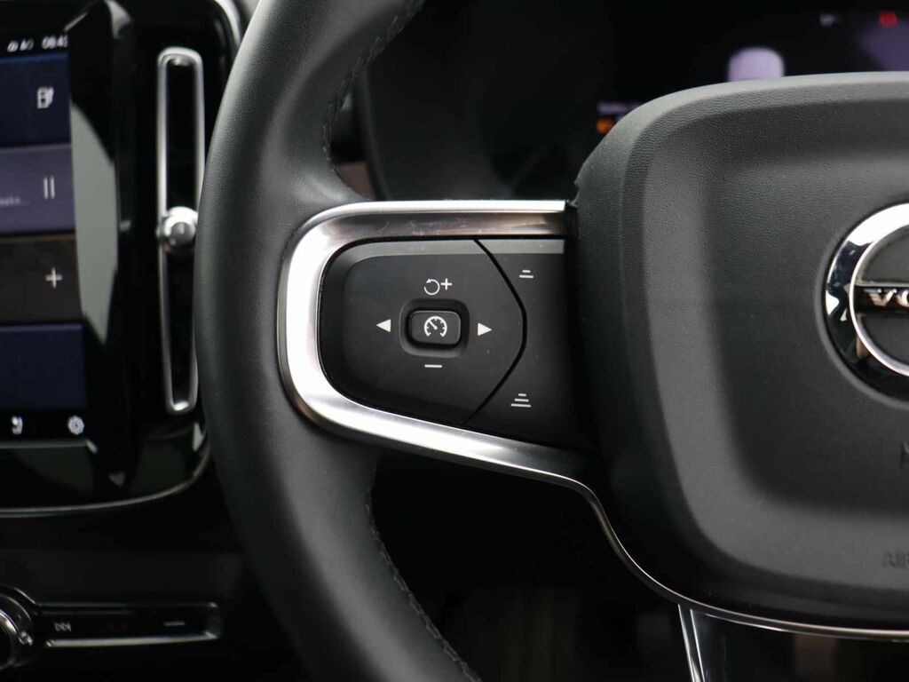 Volvo C40 Recharge Pro, Twin Motor Grey #26