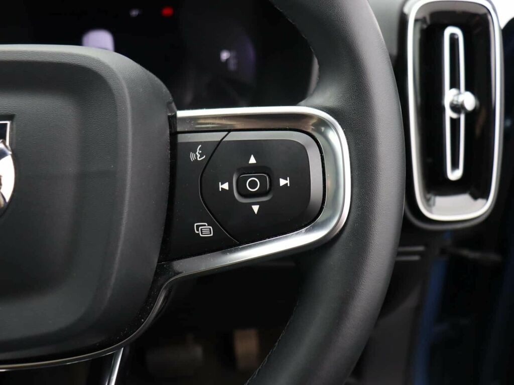 Volvo C40 Recharge Pro, Twin Motor Grey #25