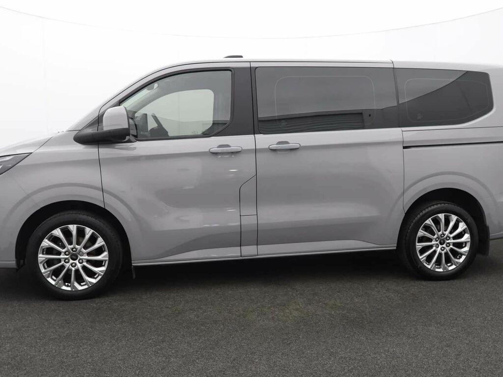 Ford Tourneo Custom 340 Titanium L1 Swb Fwd 9 Seat Minibus 2.5 Ph White #4