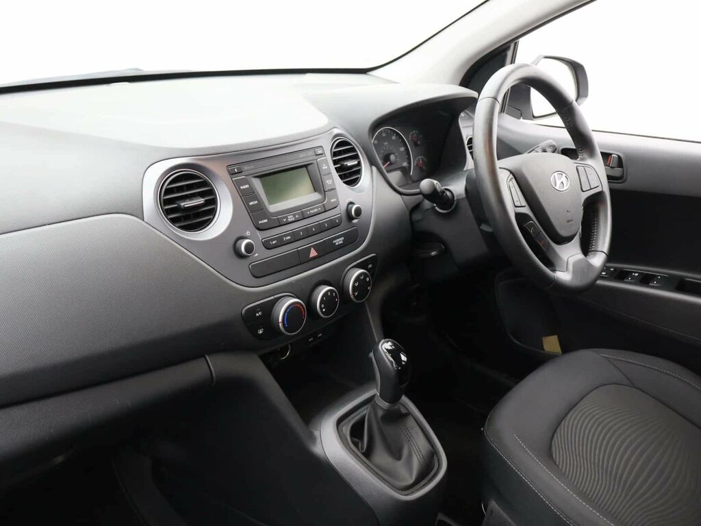 Hyundai I10 1.0 Go Se Edition Euro 6. Black #9