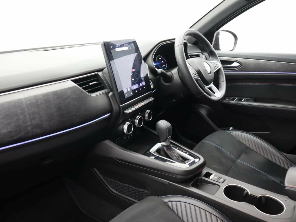 Renault Arkana 1.6 E-tech Fhev 145 Techno Black #9