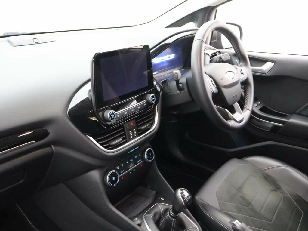 Ford Fiesta Titanium X White #9