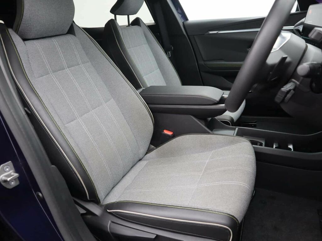 Renault Megane E-Tech Ev60 160Kw Iconic 60Kwh Optimum Charge Black #8